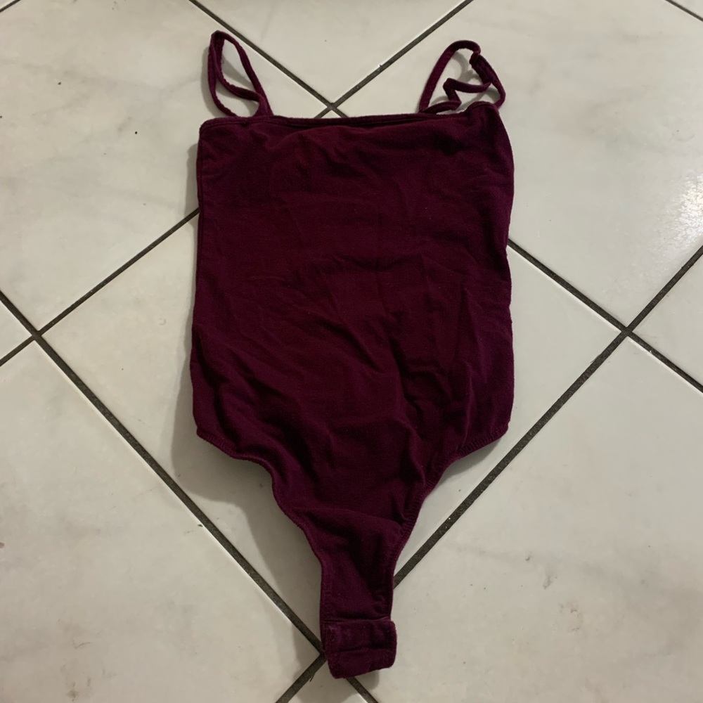 Small bodysuit